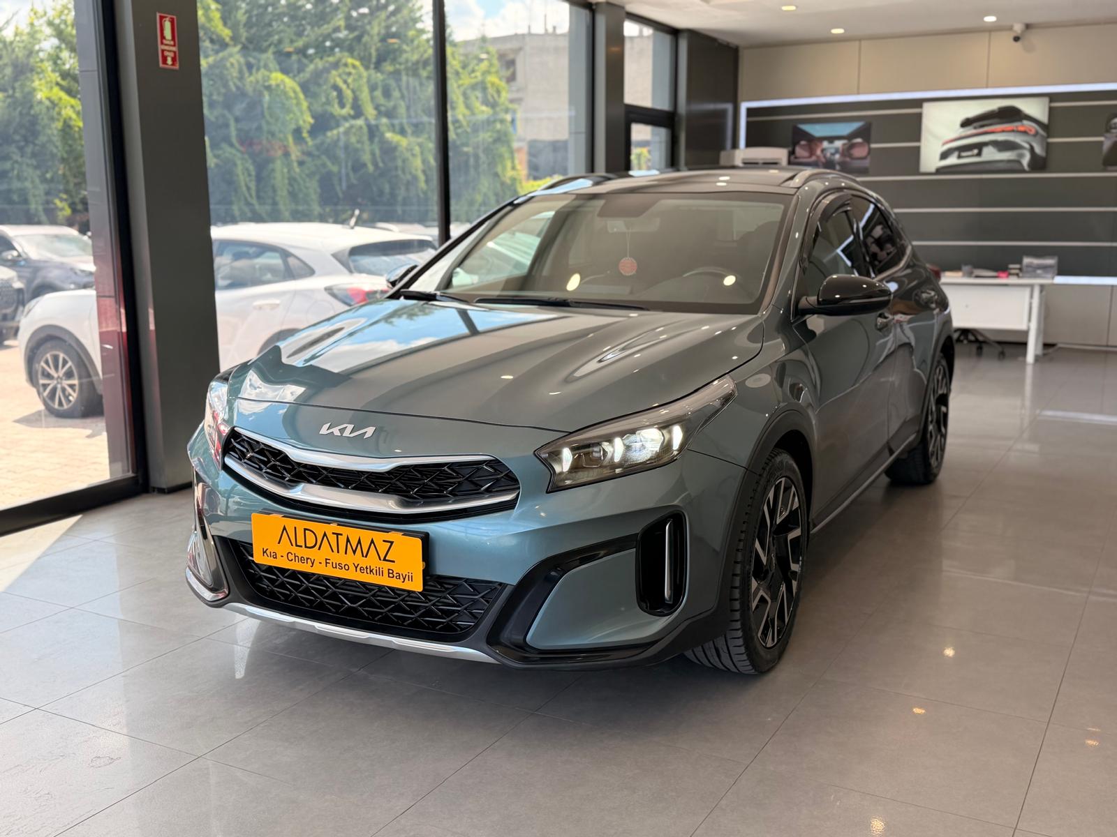 Kia XCEED 1.5 T-GDI ELEGANCE