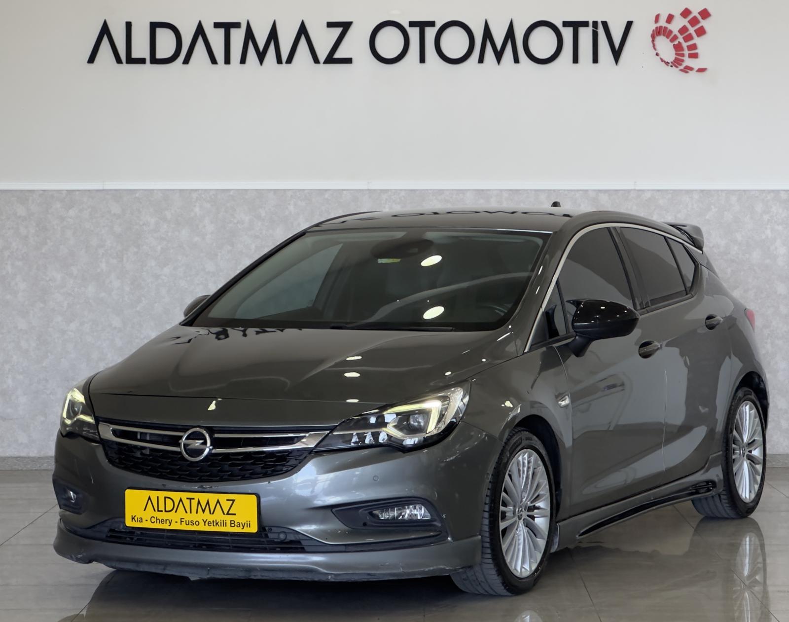 Opel Astra 1.6 CDTi EXCELLENCE