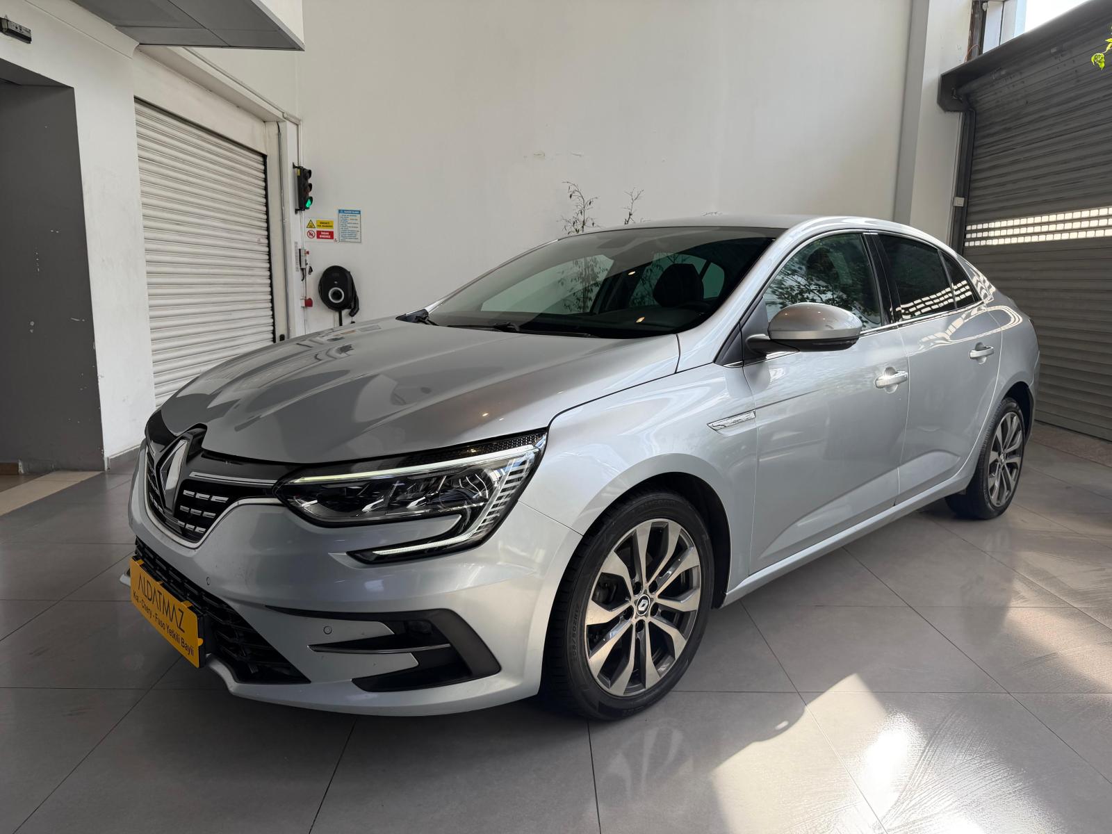 Renault 1.5 BLUE DCI ICON